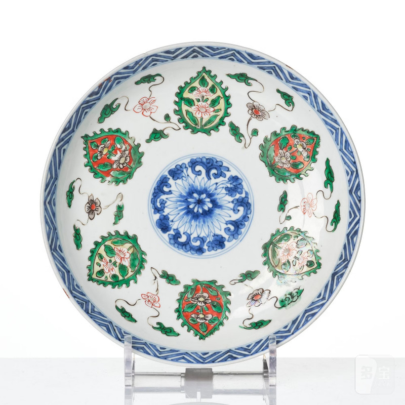 A famille verte bowl and a dish, - 图2